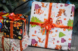 Новогодние подарки. Челябинск, праздник, коробка, подарок, новогодние подарки, подарки под елкой