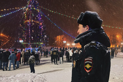 Полиция и другие службы обеспечили спокойствие более чем на 80 новогодних мероприятиях