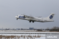 Споттинг. Курган, снег, взлетная полоса, аэропорт, зима, utair, споттинг, взлет самолета, взлетно-посадочная полоса, взлетное поле