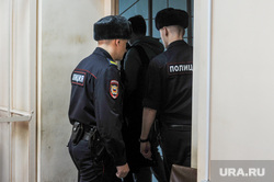 Что известно о задержанном отце малышки, выброшенной с пятого этажа в Екатеринбурге. Фото