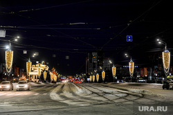 Новогодняя иллюминация в городе. Челябинск, улица кирова, новогодняя иллюминация