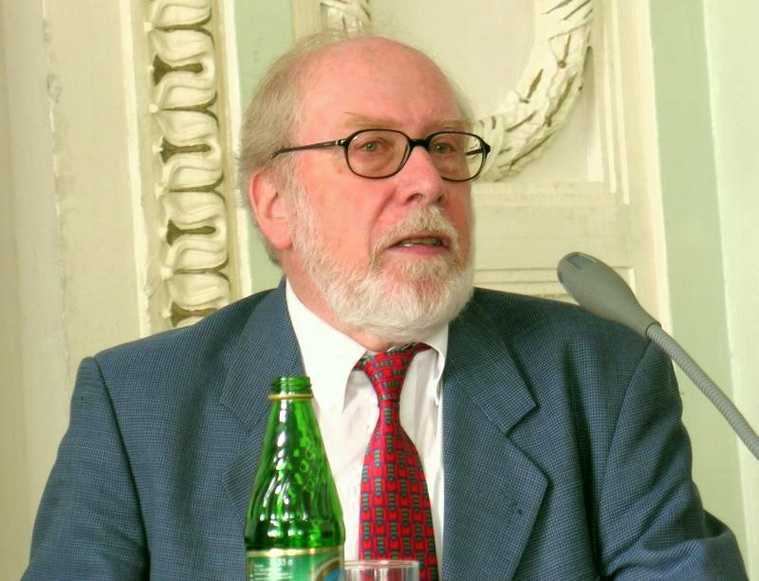 файл, Niklaus Wirth, Никлаус Вирт