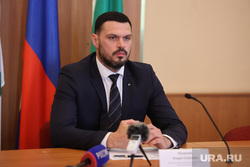 Брифинг по отоплению. Курган, медведев роман