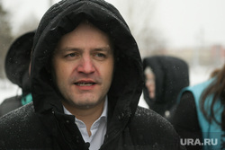 Владислав Даванков на встрече со сторонниками и в общественном транспорте. Екатеринбург