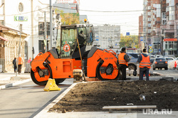 Октябрь в городе. Челябинск, каток, благоустройство, дорожники, улица карла маркса, гастарбайтеры