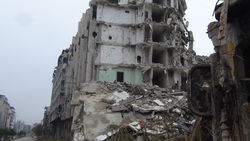 Волонтер Евгений Ганеев в Сирии, хомс