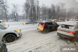 Буран, снегопад, метель. Челябинск, машины, иномарка, снегопад, зима, буран, метель, автотранспорт, снежная буря
