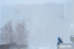 Виды города, снег. Екатеринбург, непогода, метель, снегопад