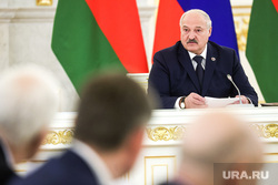 Владимир Путин и Александр Лукашенко на заседании высшего Госсовета союзного государства России и Белоруссии. Москва, лукашенко александр
