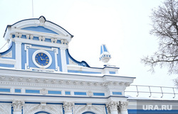 Театр юного зрителя. Пермь, тюз, Часы на здании