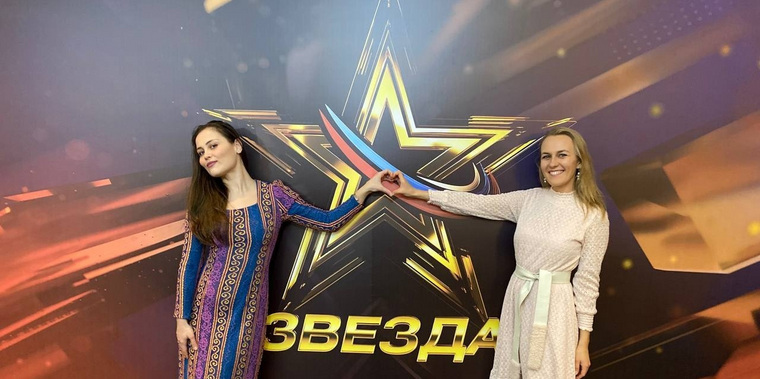 Вокалистки из ХМАО Ангелина Безрукова и Екатерина Бурцева споют дуэтом на шоу «Звезда»