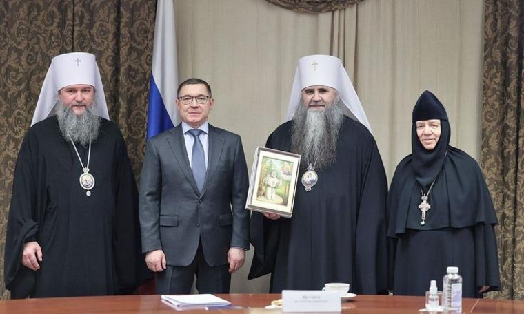 В ведение Свято-Троицкого Серафимо-Дивеевского женского монастыря Среднеуральский монастырь перешел в декабре 2023 года