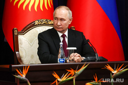 Совместное заявление президентов России и Киргизстана по итогам переговоров в Бишкеке. Бишкек, Киргизская республика, путин владимир