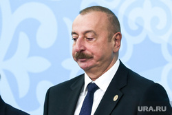 Совместное фотографирование глав независимых государств СНГ. Бишкек, Республика Киргизия, алиев ильхам