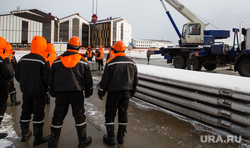 Экскурсия координационного совета представителей Думы городов ХМАО и Думы ХМАО по социальным и промышленным объектам. Сургут, стропальщики, центр политехнического обучения сургутнефтегаз
