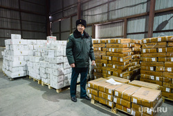 Уральские таможенники передали 33  тысячи пар обуви  в  социальные учреждения. Челябинск, туранов эдуард, склад таможни