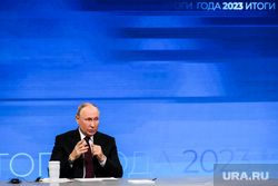 Появились первые кадры визита Путина на УВЗ. Видео