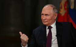 Россияне стали больше доверять Путину после его интервью Карлсону