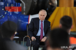 Путин пообещал побывать на челябинском заводе троллейбусов