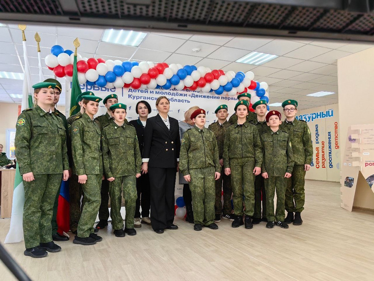 На открытие приехала замгубернатора Наталья Кирилова (в центре)