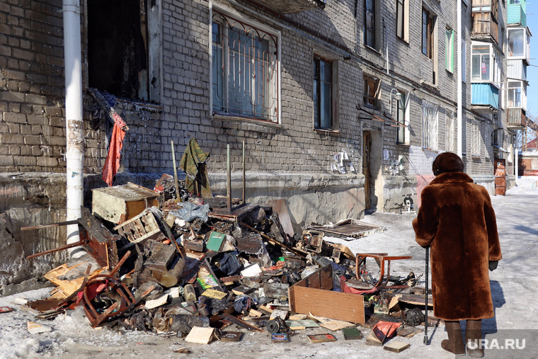 Пожар случился ночью в жилом доме по улице Краснодонская 7