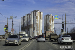 Повседневная жизнь. Пермь, многоэтажки, шоссе космонавтов
