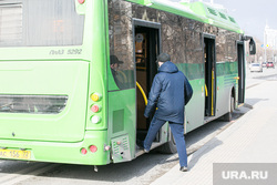 Виды города. Тюмень, пассажир, автобус, общественный транспорт