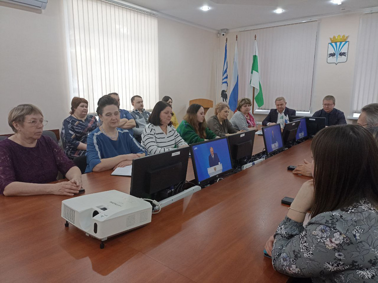 Послание, в том числе, смотрят в Каргапольском округе