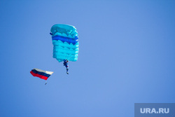 День ВДВ. Нижневартовск.ЛГБТ, парашютист