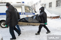 Последствия пожара на улице Рассветная, 7. Екатеринбург, труп, тело, ритуальная служба, похоронщики