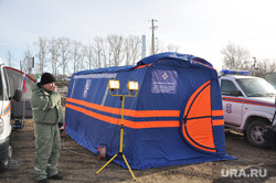 Кокорин в мобильном городке МЧС. 12.03.2014, палатка мчс, мобильный комплекс