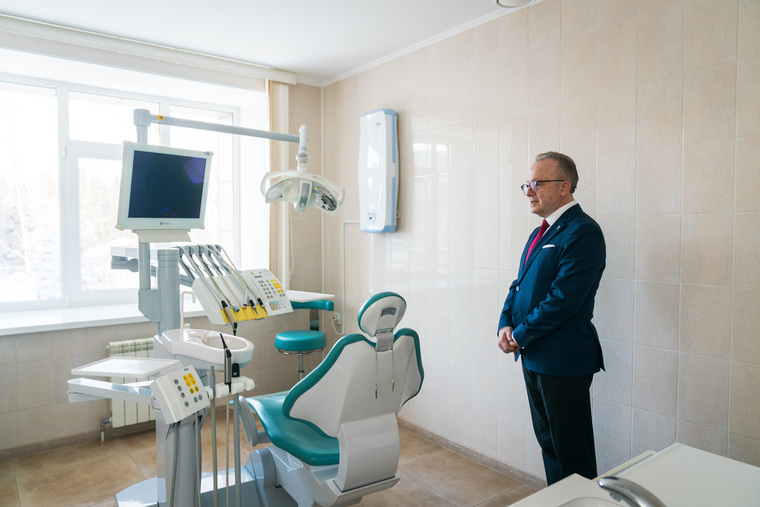 Главный стоматолог России Олег Янушевич оценил городскую стоматологию Ханты-Мансийска