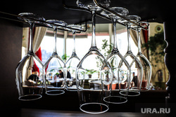 Дегустация новых блюд в ресторане SI. Екатеринбург, бокалы, бар, бокалы вина
