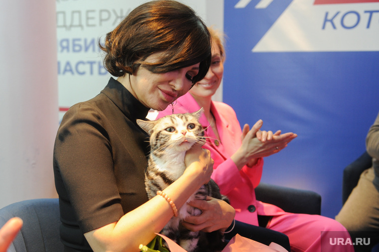 Ирина Текслер на акции «Твоя весна», приуроченной к празднованию Международного женского дня. Челябинск