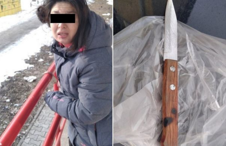 Задержанную забрали полицейские