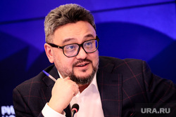 Круглый стол Экспертного института социальных исследований на тему: "Выборы Президента 2024: финальный прогноз" в пресс-центре "Россия Сегодня". 11 марта 2024. Москва