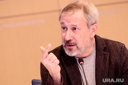 Круглый стол Экспертного института социальных исследований на тему: "Выборы Президента 2024: финальный прогноз" в пресс-центре "Россия Сегодня". 11 марта 2024. Москва, чеснаков алексей