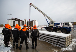 Экскурсия координационного совета представителей Думы городов ХМАО и Думы ХМАО по социальным и промышленным объектам. Сургут, стропальщики, центр политехнического обучения сургутнефтегаз
