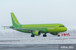 Аэропорт. Магнитогорск, S7, аэропорт, магнитогорск, пассажирский самолет, авиаперевозчик