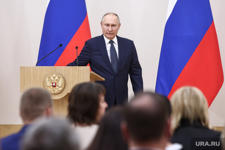 Владимир Путин на приветствии членам избирательных комиссий. Москва