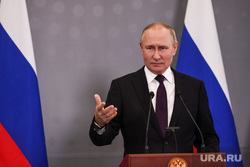 Путин поздравил руководство Крыма с десятилетием воссоединения полуострова с РФ