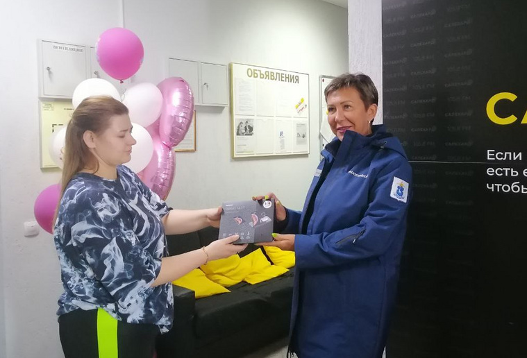 Инна Кожевникова получила Power bank, поучаствовав в викторине «Всей семьей»