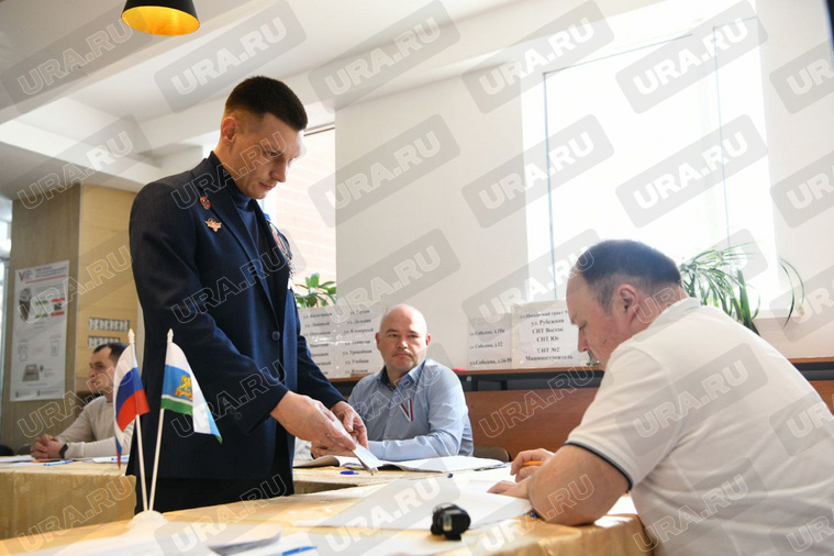 Иван Гагарин на участке