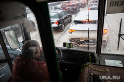 Снегопад в Екатеринбурге. Екатеринбург, снег, пробка, водитель автобуса, автобус, общественный транспорт, город