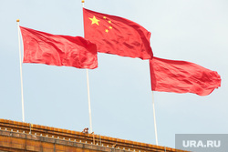 Поездка Михаила Мишустина в Китай. КНР Шанхай, китайский флаг, флаг китайской народной республики, флаг китай