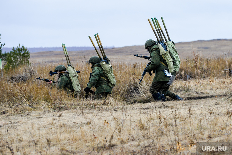 Боевое слаживание мобилизованных на Чебаркульском полигоне ЦВО. Челябинская область, учения, армия, военные, солдаты, оружие, вооружение, война, бойцы, боевые действия, полигон, сво, боевое слаживание, гранатометчики