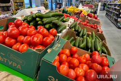Повседневная жизнь. Пермь, овощи, продуктовый магазин, овощной прилавок