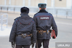 Строительство ледового городка на площади Ленина. Курган, полиция, наряд полиции