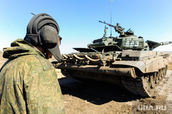 Танковый биатлон. Чебаркульский военный полигон. Челябинская область, танкисты, армия, военные, оружие, война, учения, спецоперация, танковый биатлон, т72-3б, танк, боевое слаживание