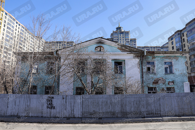 Снос усадьбы Беленкова по адресу Розы Люксембург 73. Екатеринбург